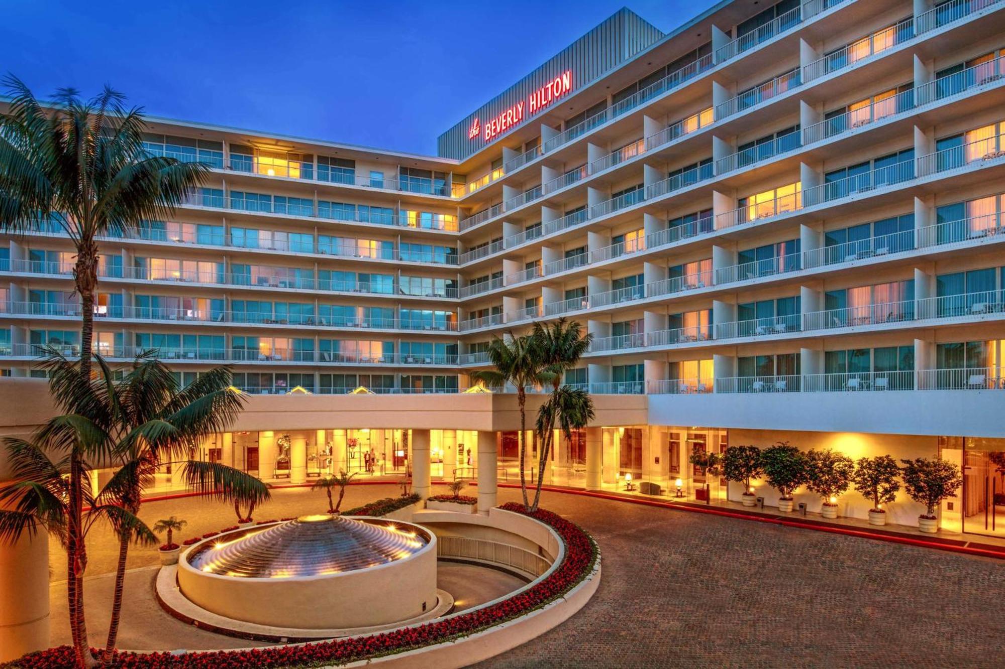 The Beverly Hilton — Photos 1